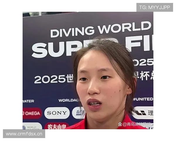 陈芋汐跳水归跳水，回家连薯片都得偷偷啃